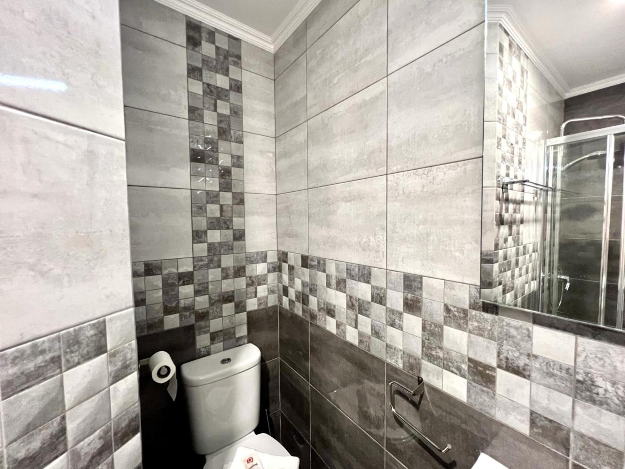 Ocean Breeze 1 With Pool By Homing Apartamento Quarteira