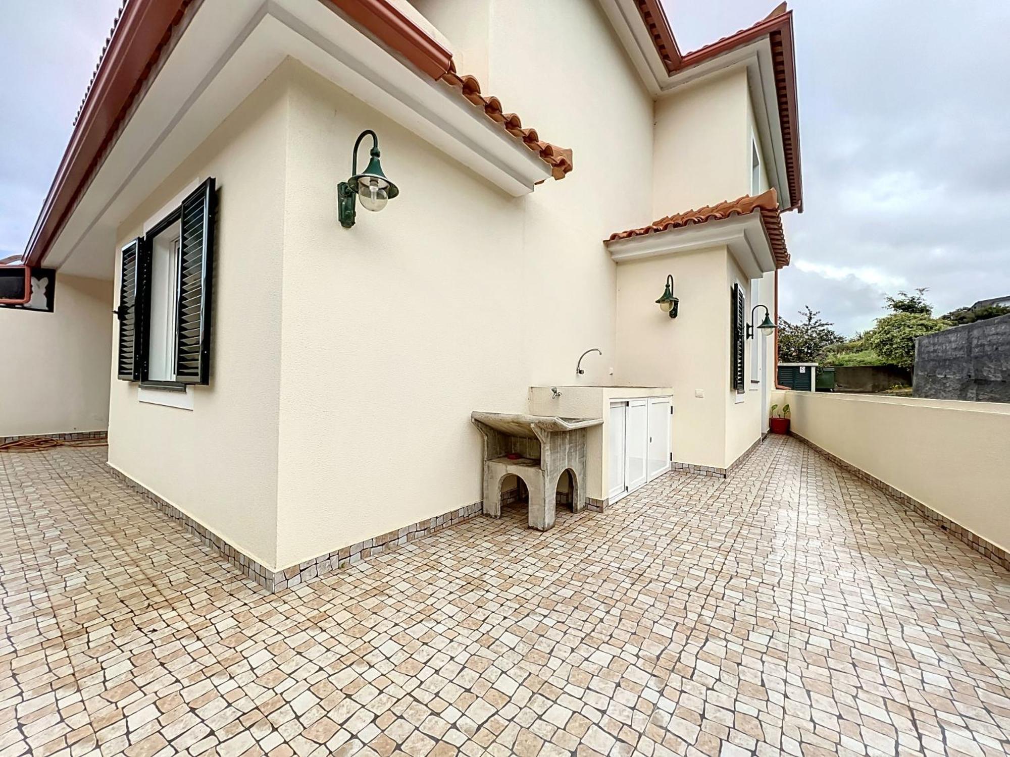 Holiday home Moradia Uriel