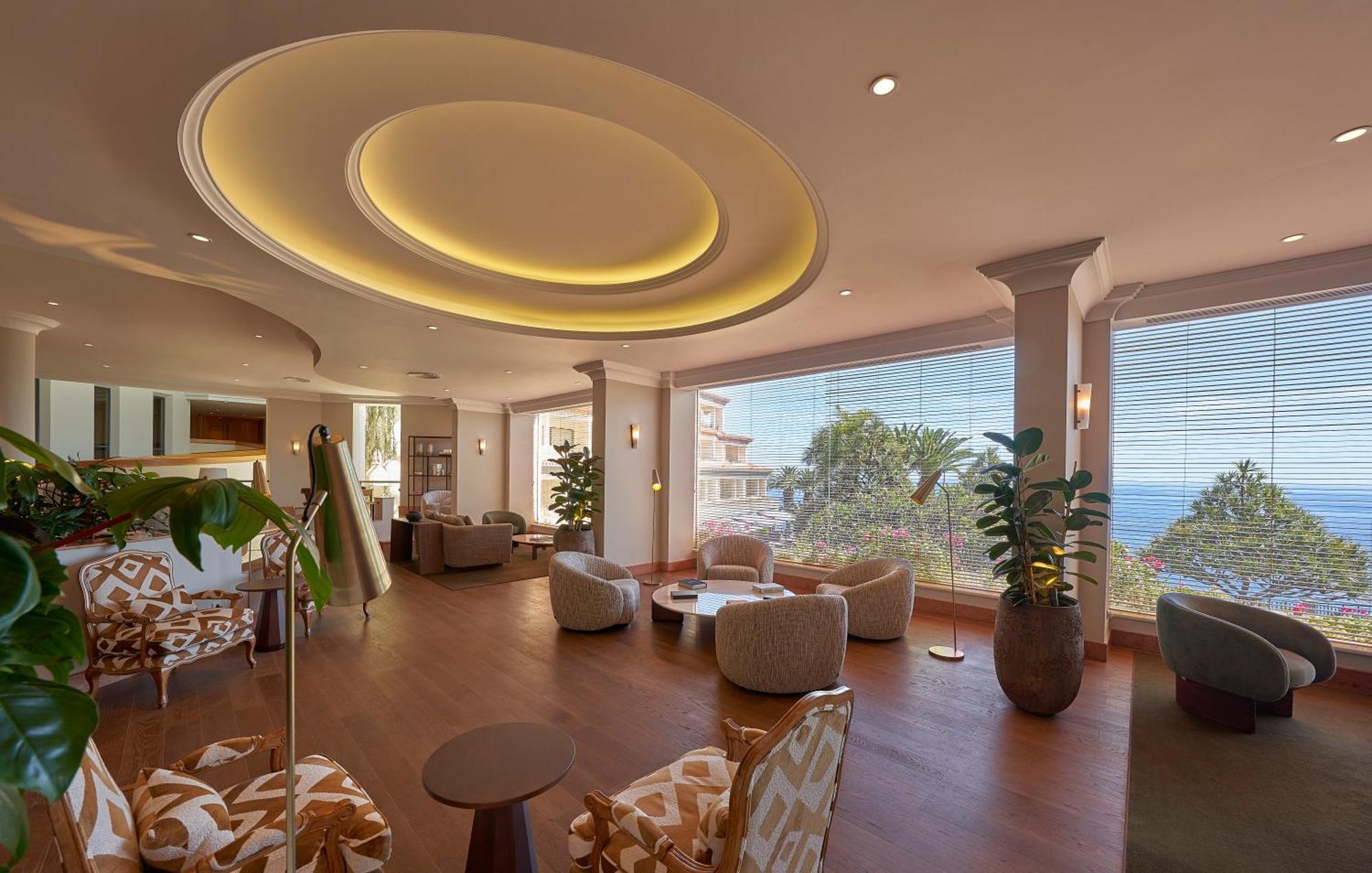 The Cliff Bay - Portobay Hotel