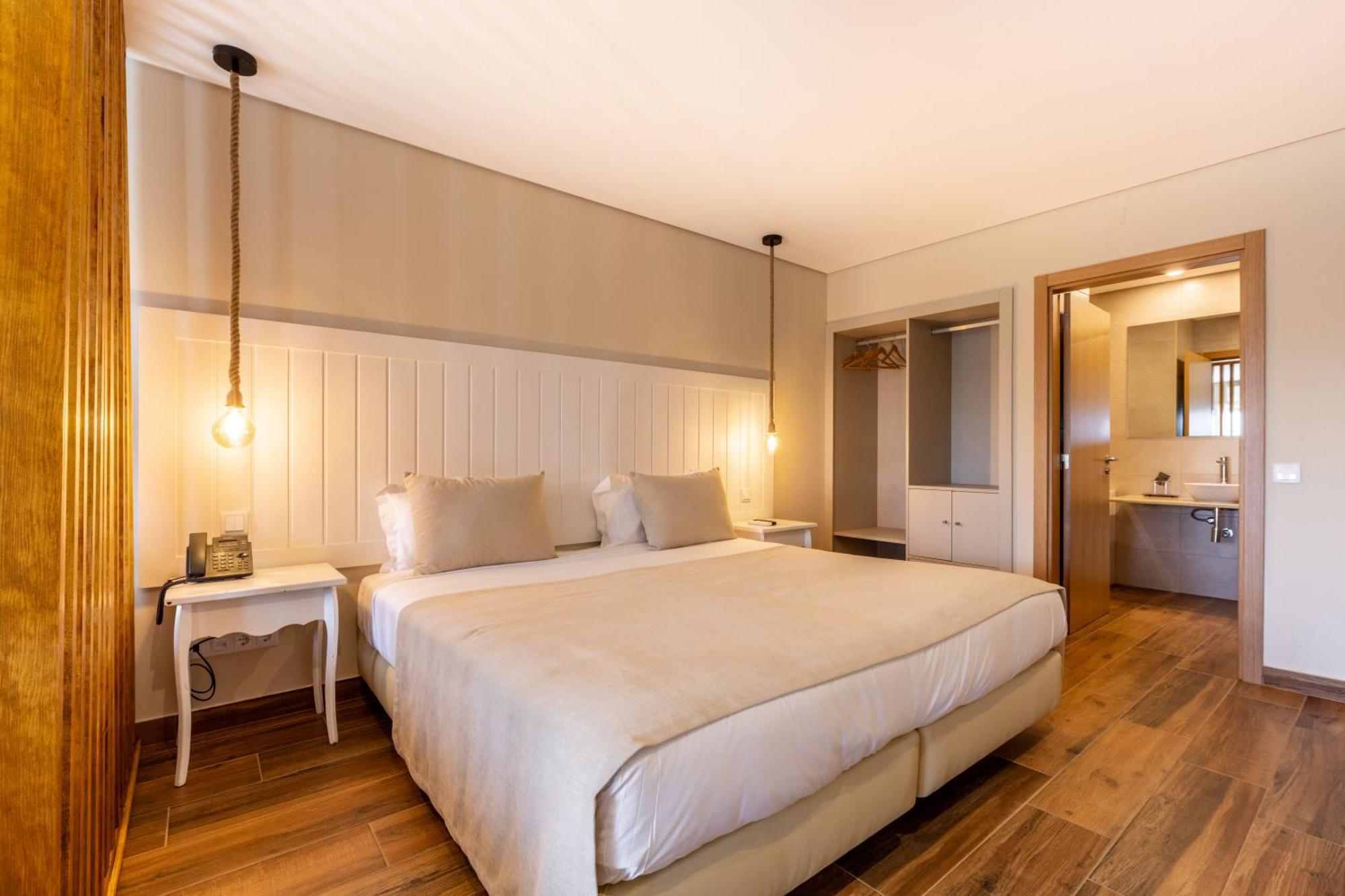 Hotel Rural Quinta Do Marco - Nature & Dining 4*