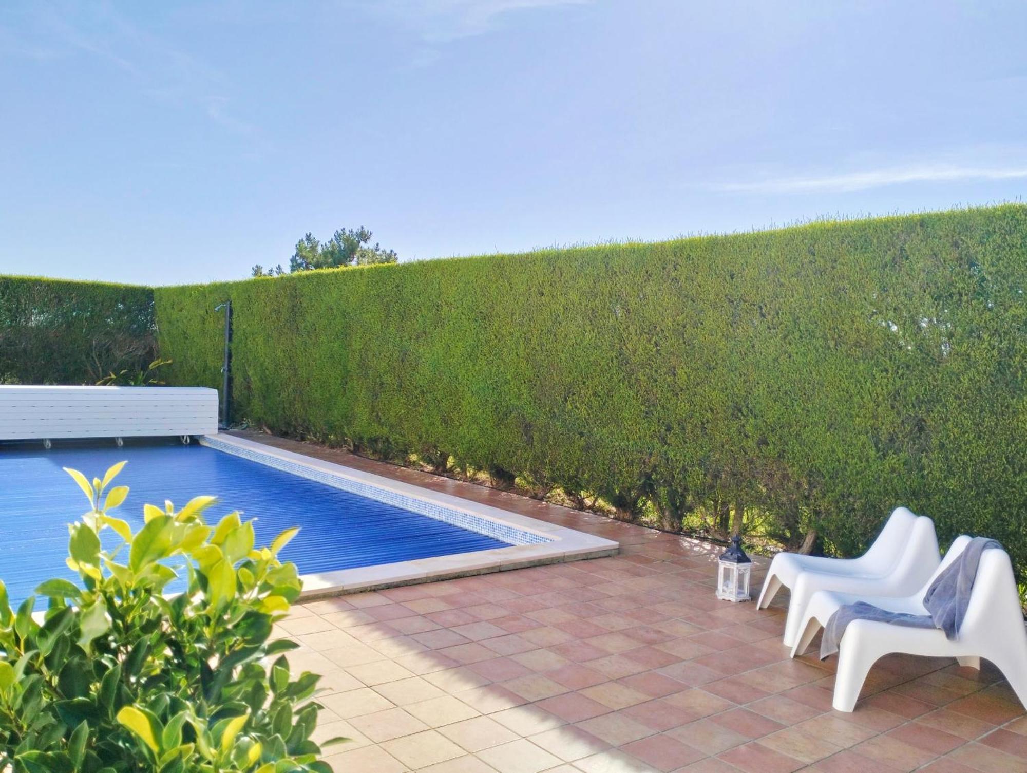 Andorinha With Private Pool In A Quiet Area Villa