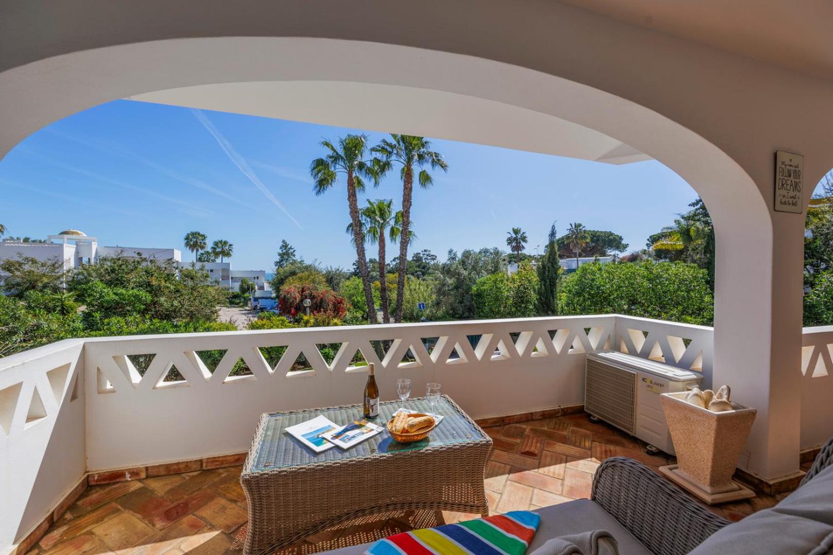 Villa Luxury Villa, Very Close To + Restaurants, Wi Fi, Heatable Pool. Sesmarias