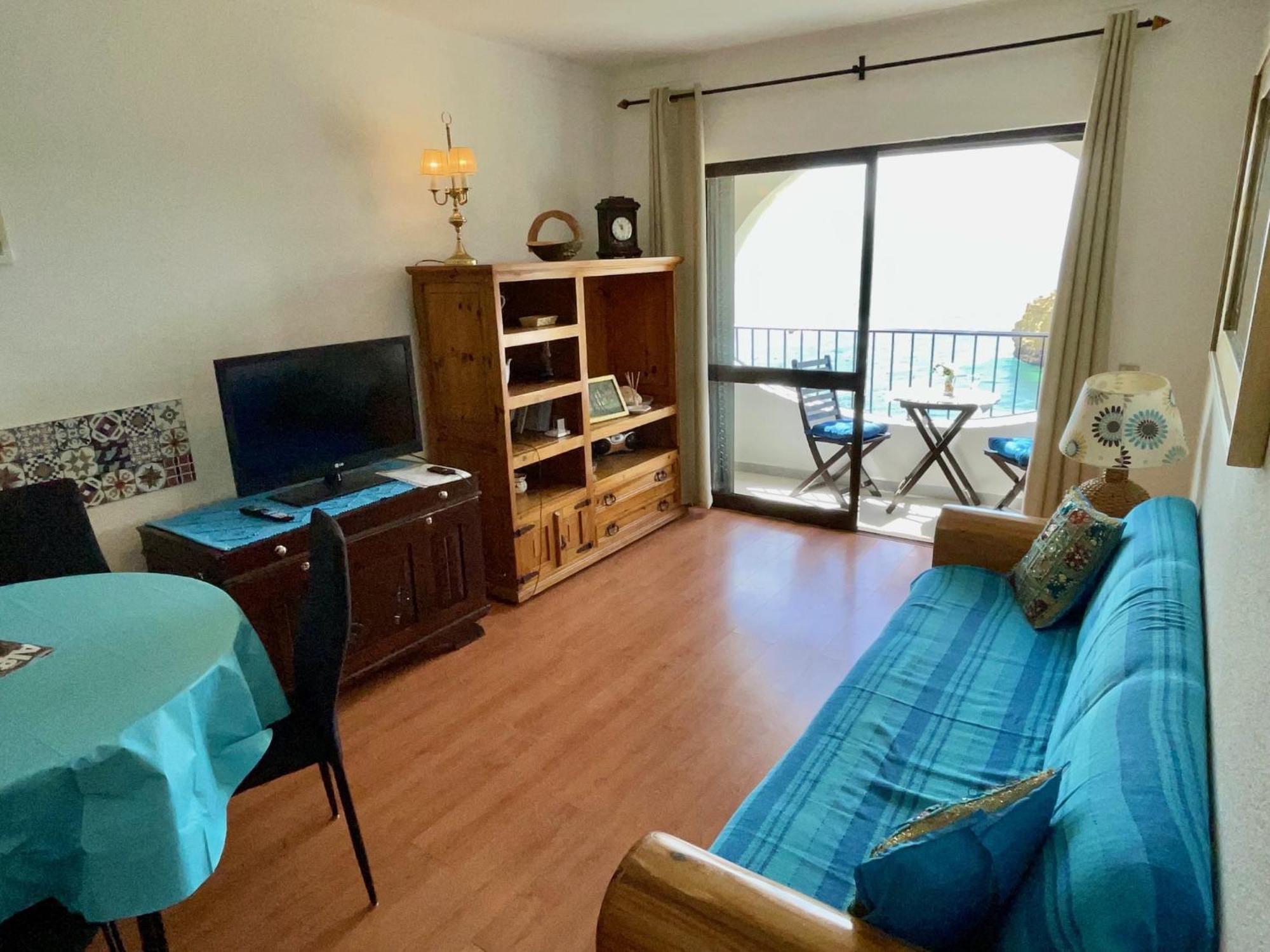 Apartment In Opposite Of Colina Sol 1108 *