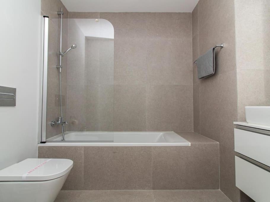 Panoramic E - Rooftop Pool & Sea View Appartement Albufeira