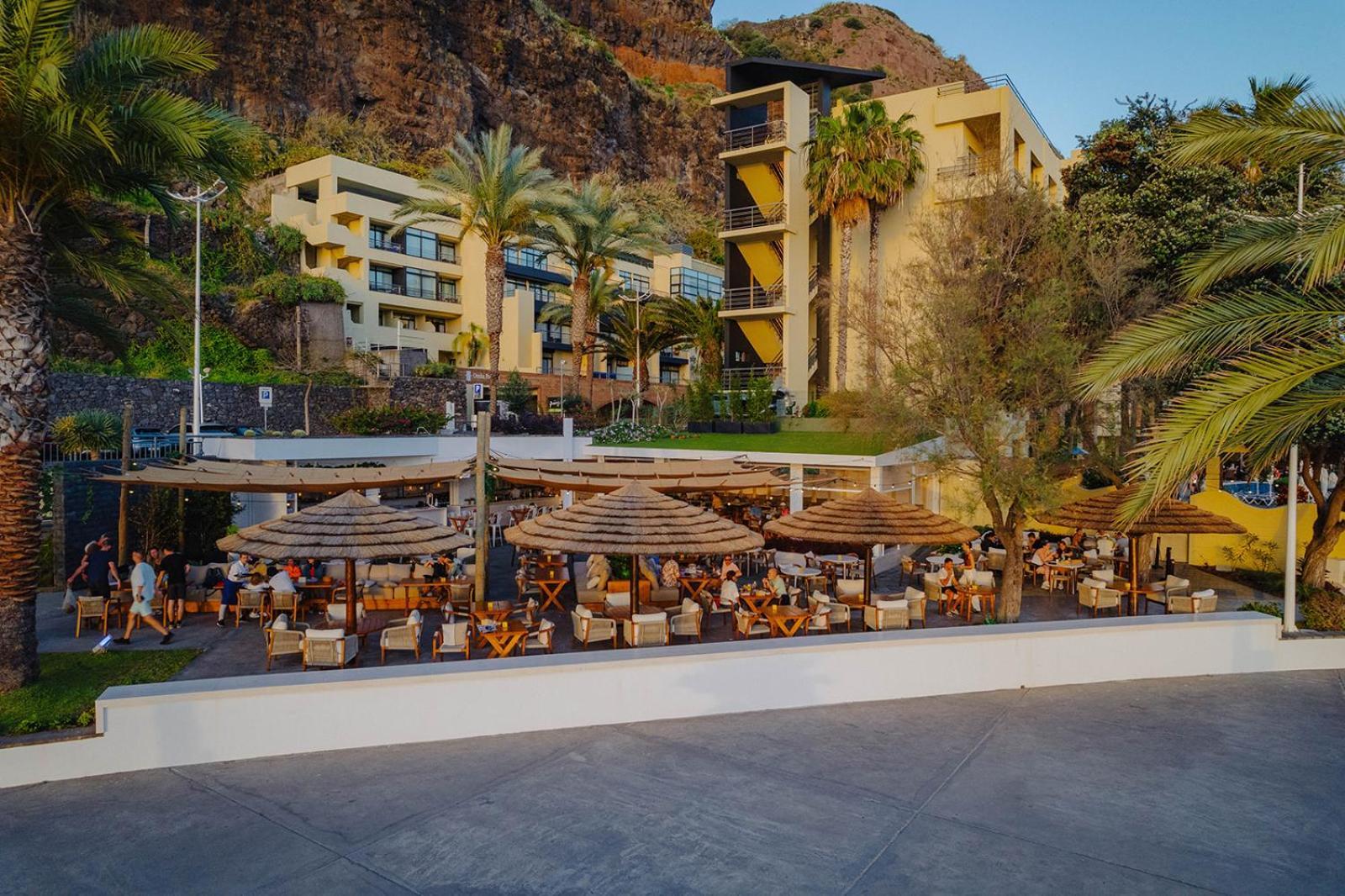 Calheta - - Savoy Signature Hotel