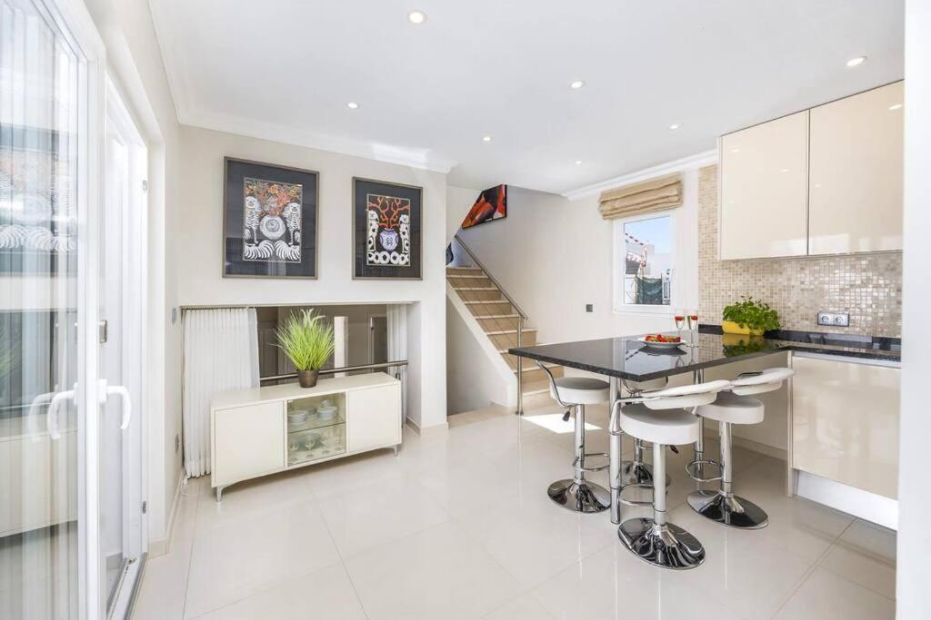 Stunning 2-bedroom Retreat In Vale Do Lobo Villa