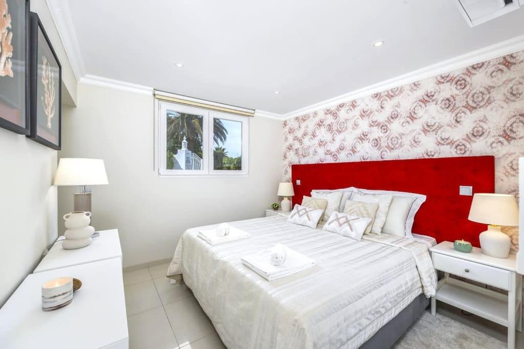Villa Stunning 2-bedroom Retreat In Vale Do Lobo *