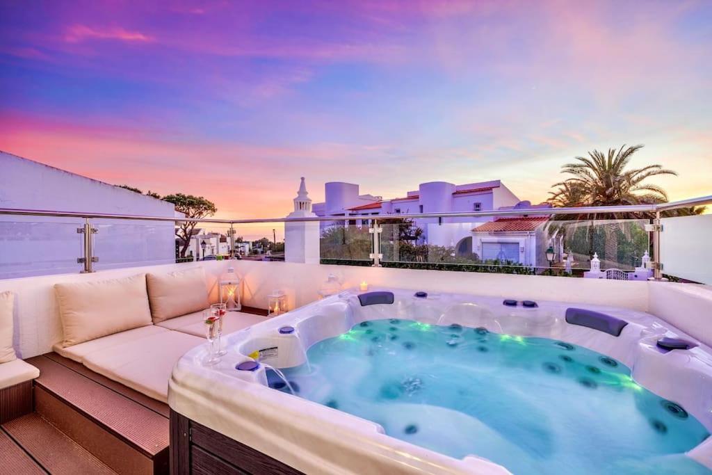 Stunning 2-bedroom Retreat In Vale Do Lobo Villa *
