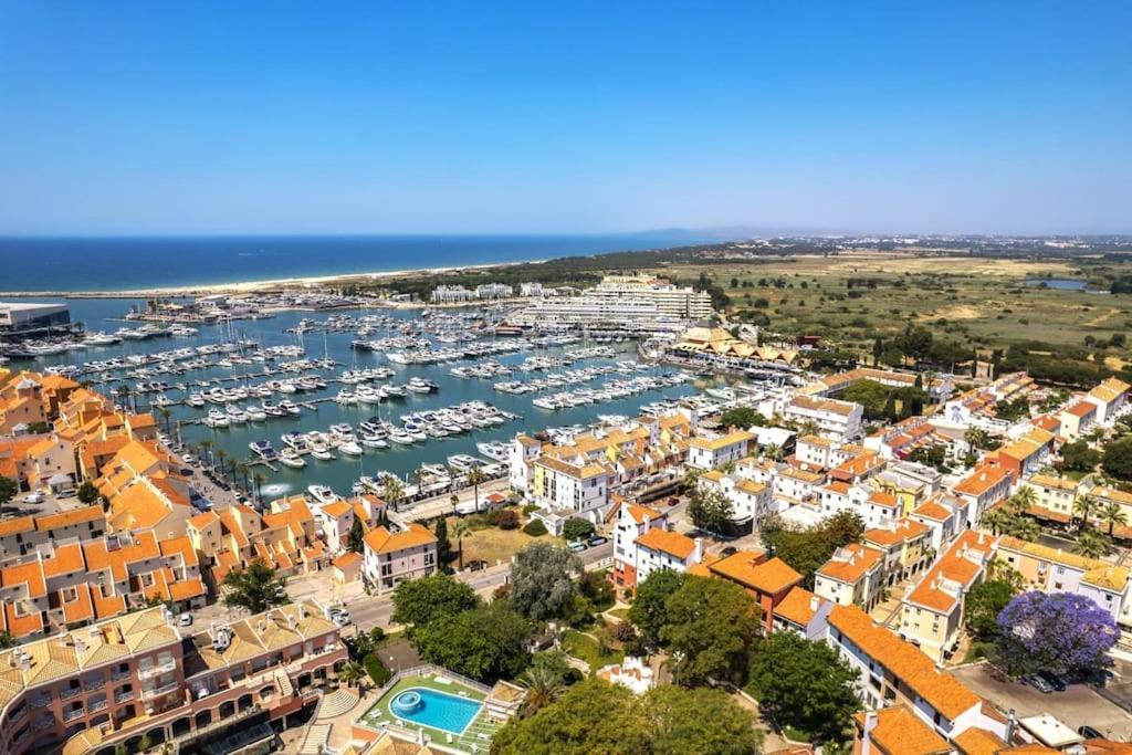 Stunning 2-bedroom Retreat In Vale Do Lobo *