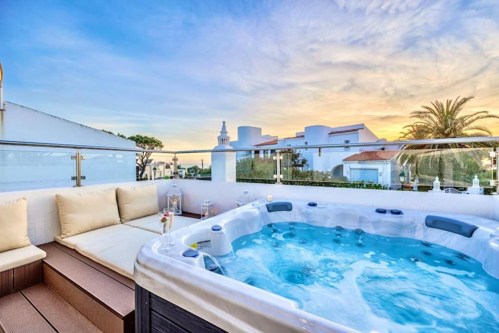 Stunning 2-bedroom Retreat In Vale Do Lobo Villa Almancil