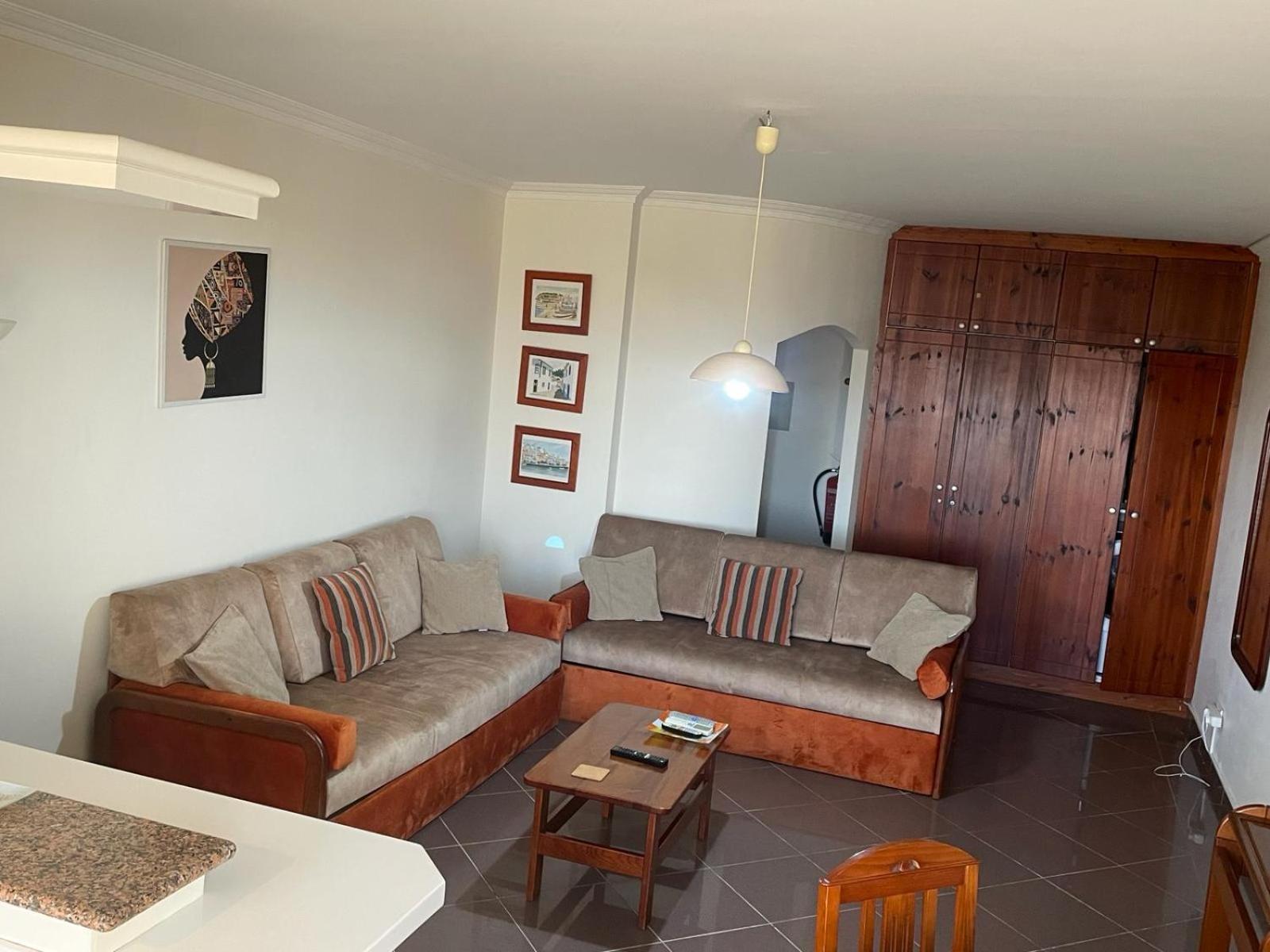 Vau Sea View, T2 Apartment, Close To Beach,ideal For Families Appartement Portimão