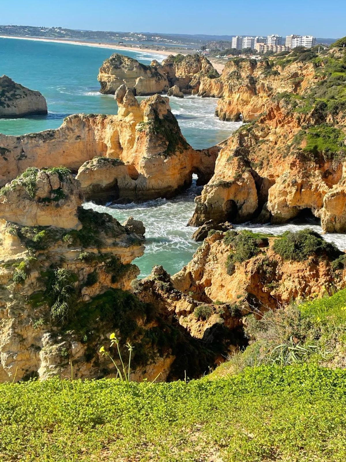 Vau Sea View, T2 Apartment, Close To Beach,ideal For Families Appartement Portimão