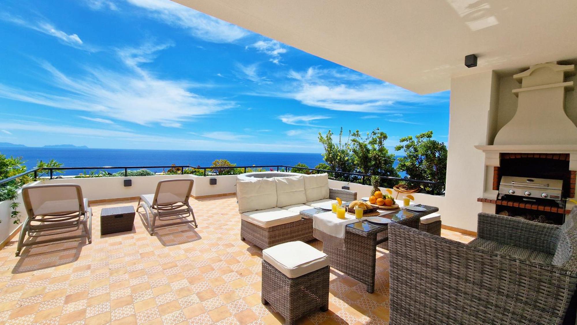 Casa Ulli By Lovelystay * Canico (Madeira)