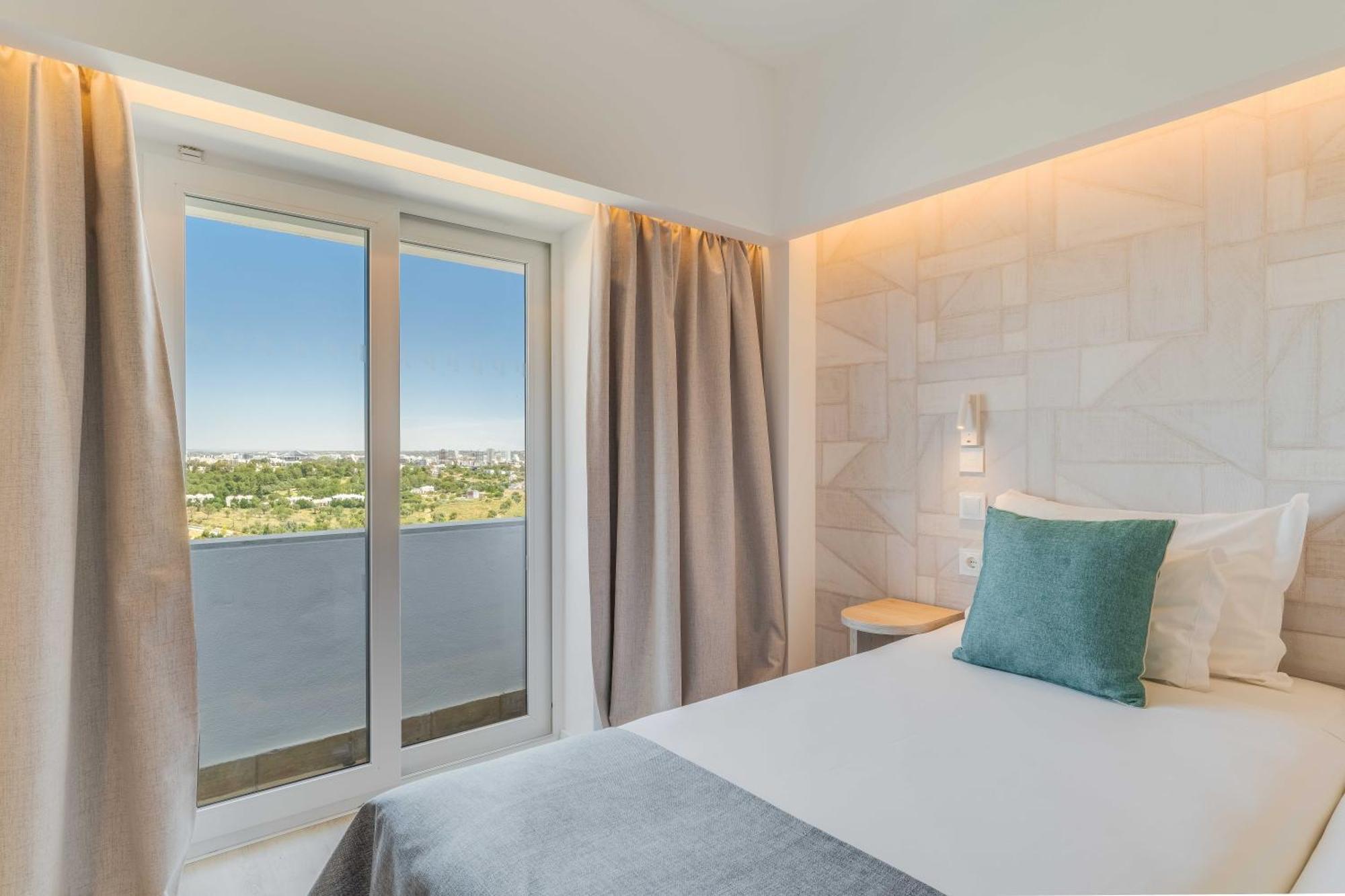 Hotel Pestana Blue 5*