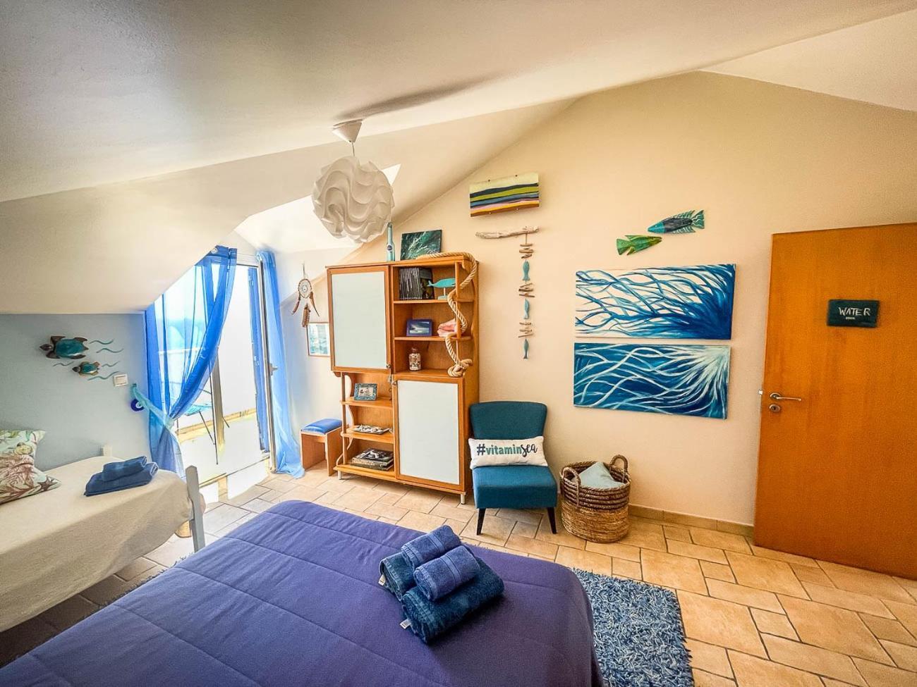 Indigo Star House
