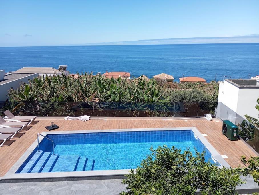 Villa O Pomar - A Quiet Sunny Place With Amazing Sea Views