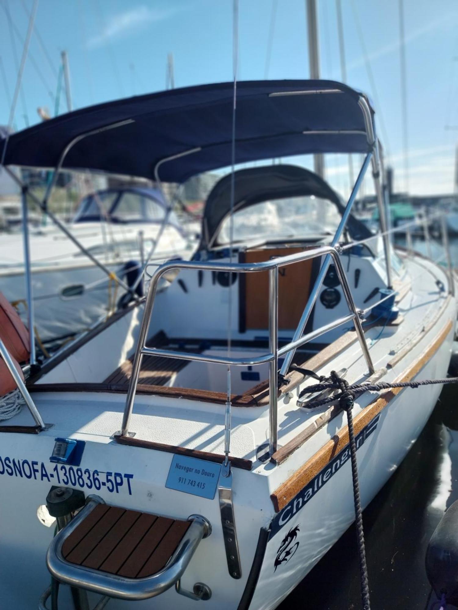 Botel Navegar No Douro - Navegacao E Turismo Unipessoal, Lda Vila Nova de Gaia