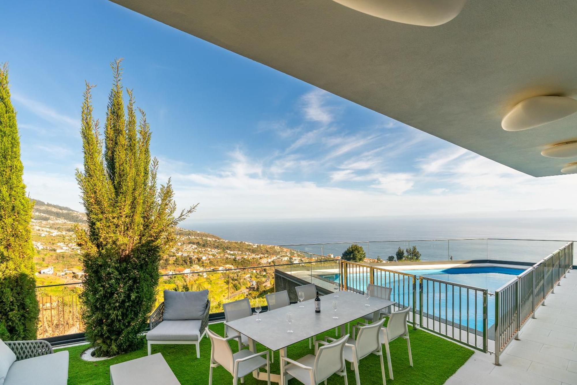 Vincents Place I Ocean View I Swimming Pool Villa *