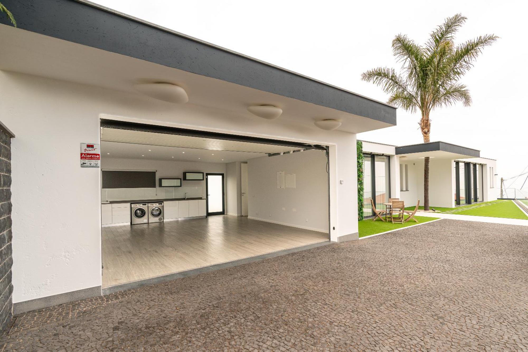 Vincents Place I Ocean View I Swimming Pool Villa