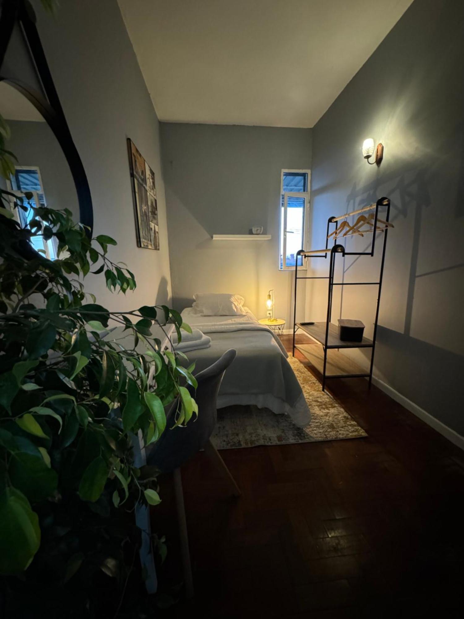 Guest house Residencial 2*