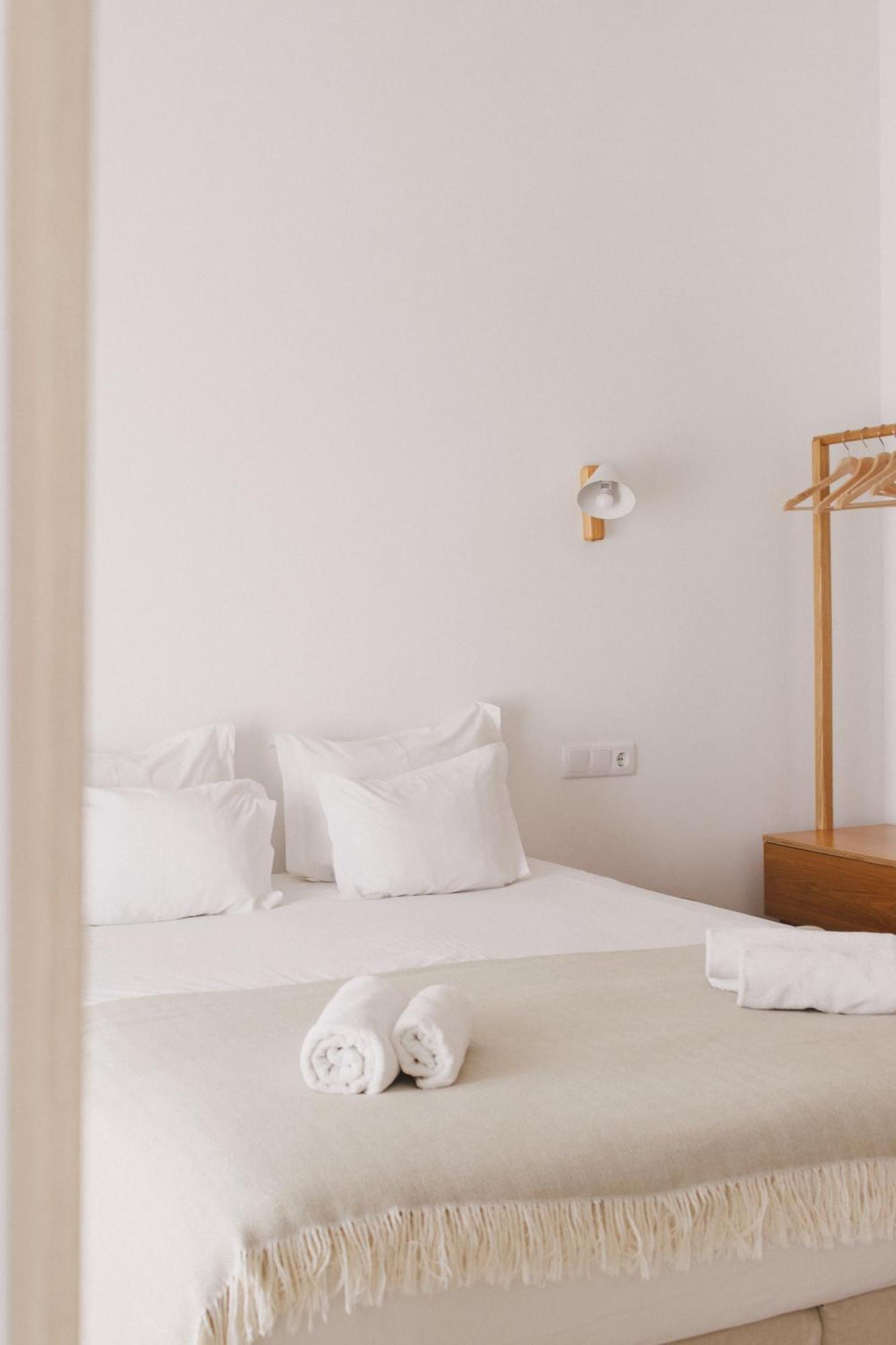 Pure Flor de Esteva - Bed&Breakfast