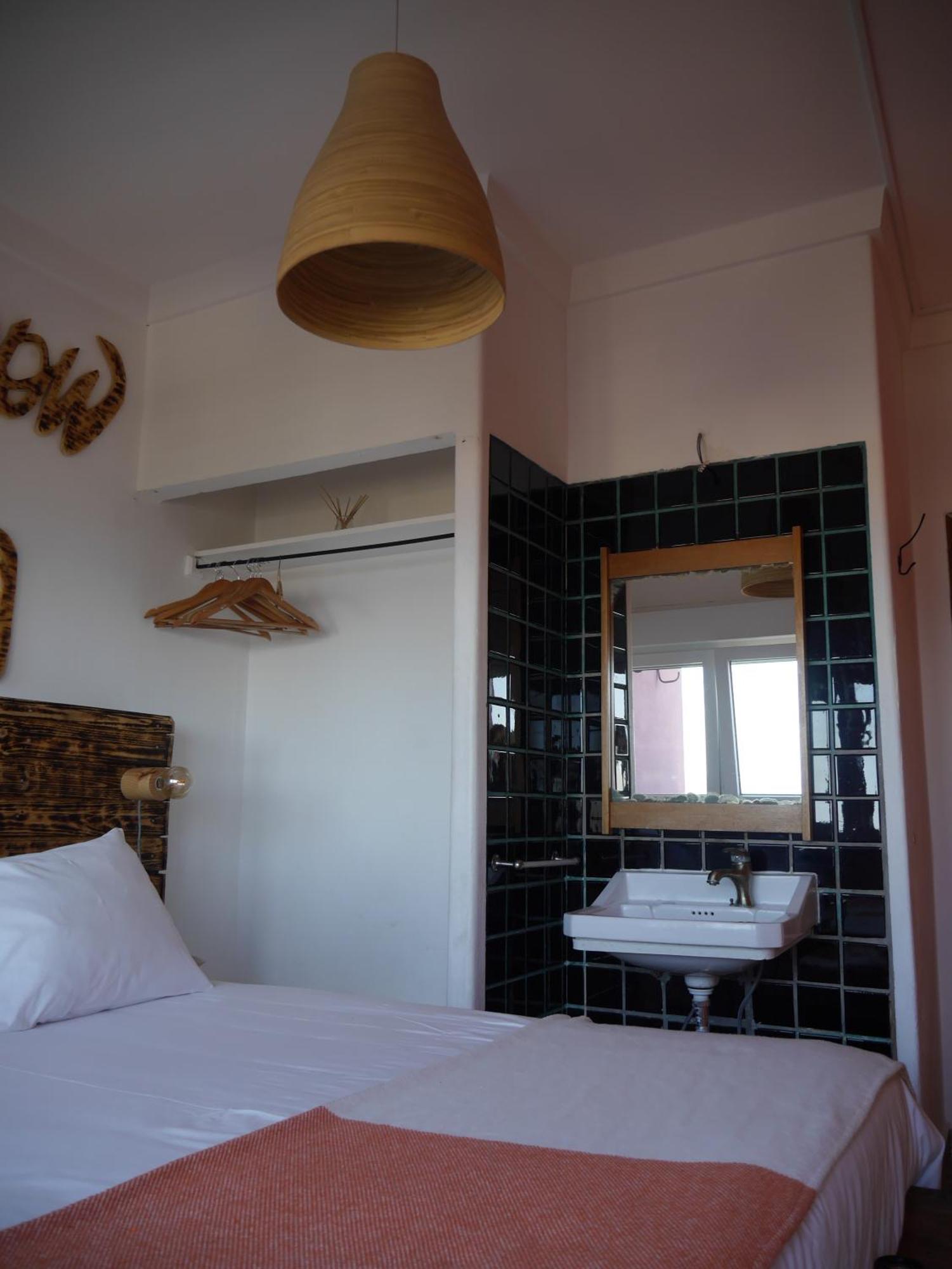 Hostel & Surfcamp 55 *