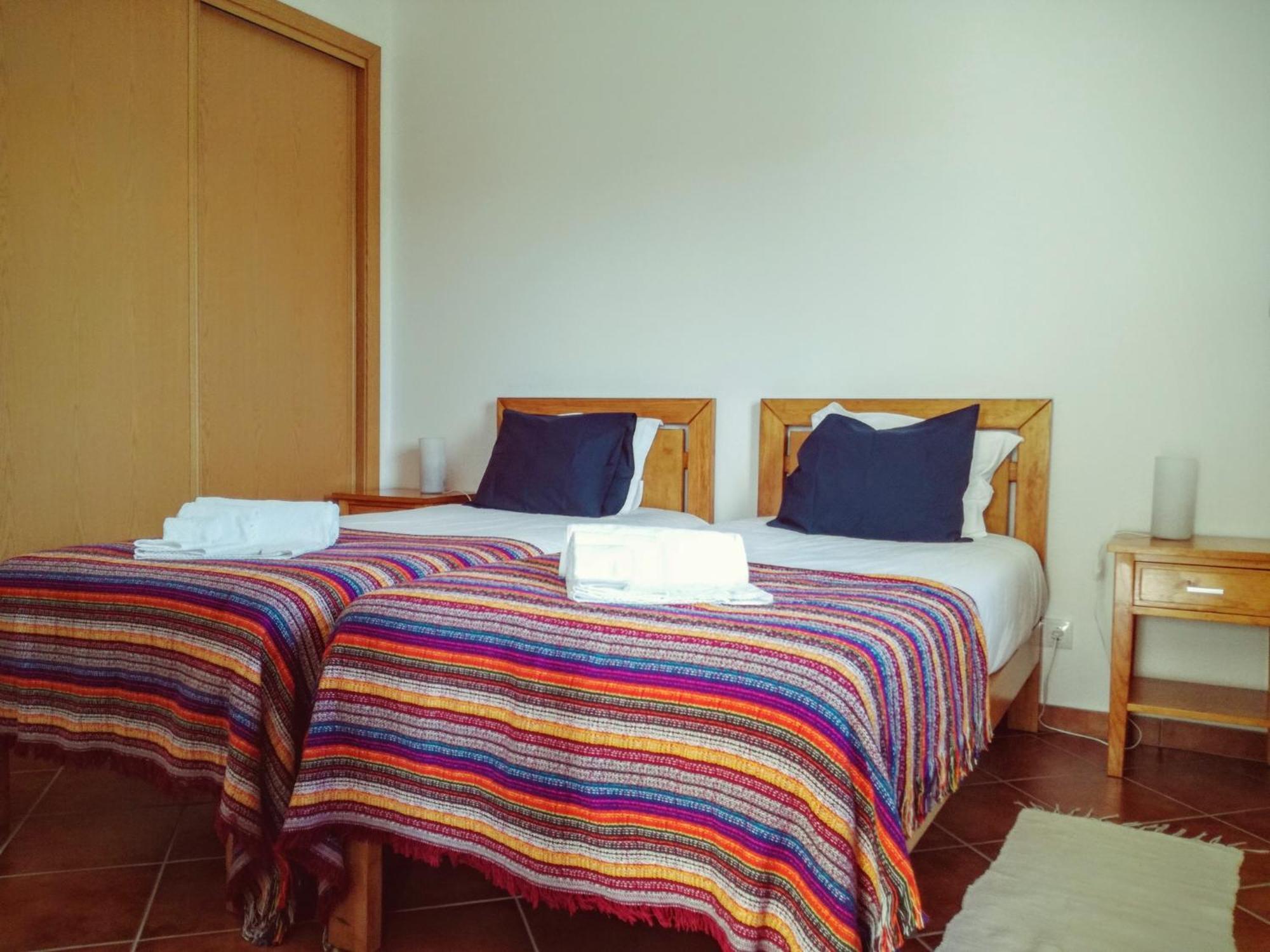Monte Da Ribeira Farm stay *