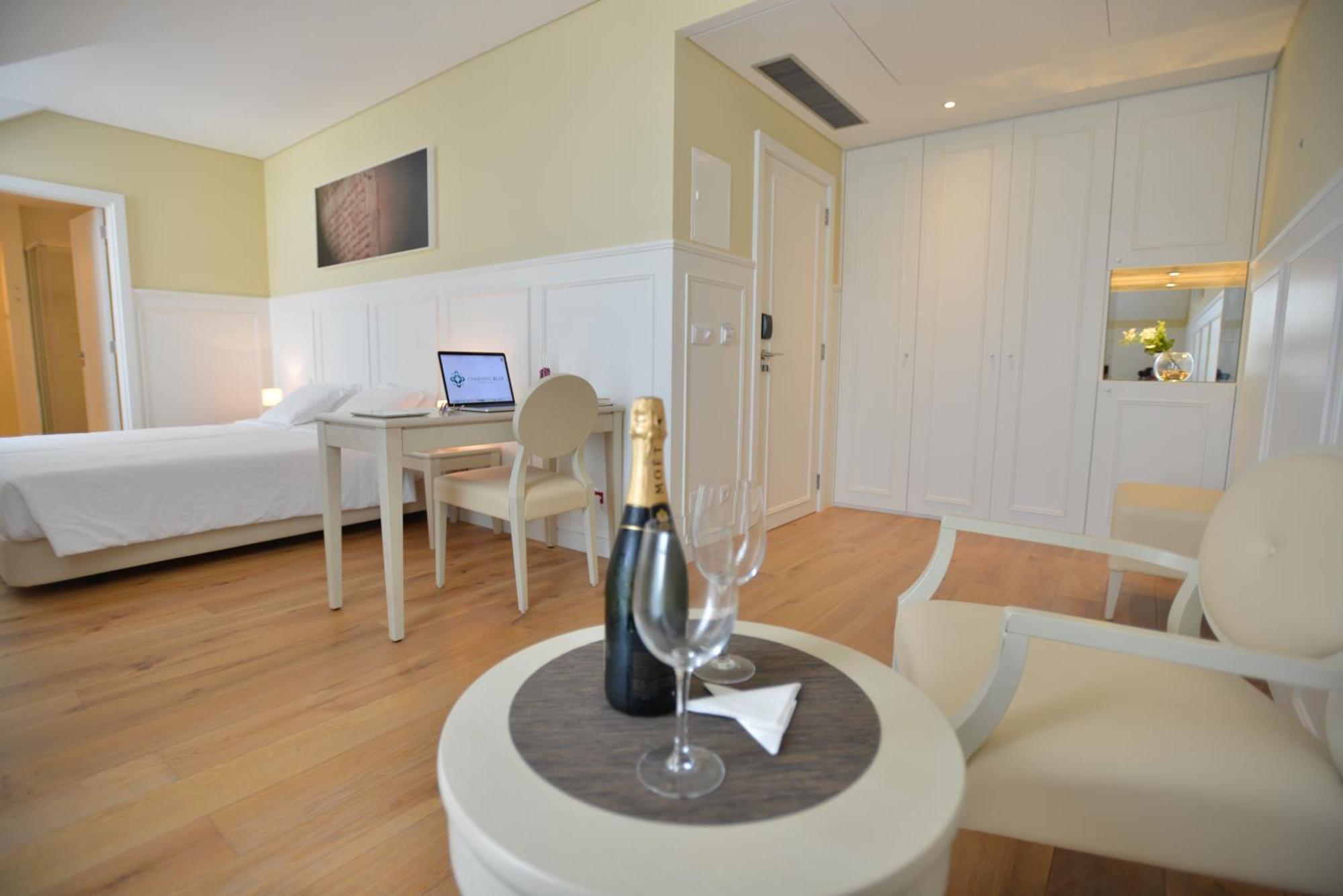 Hotel Charming Blue Vila do Porto