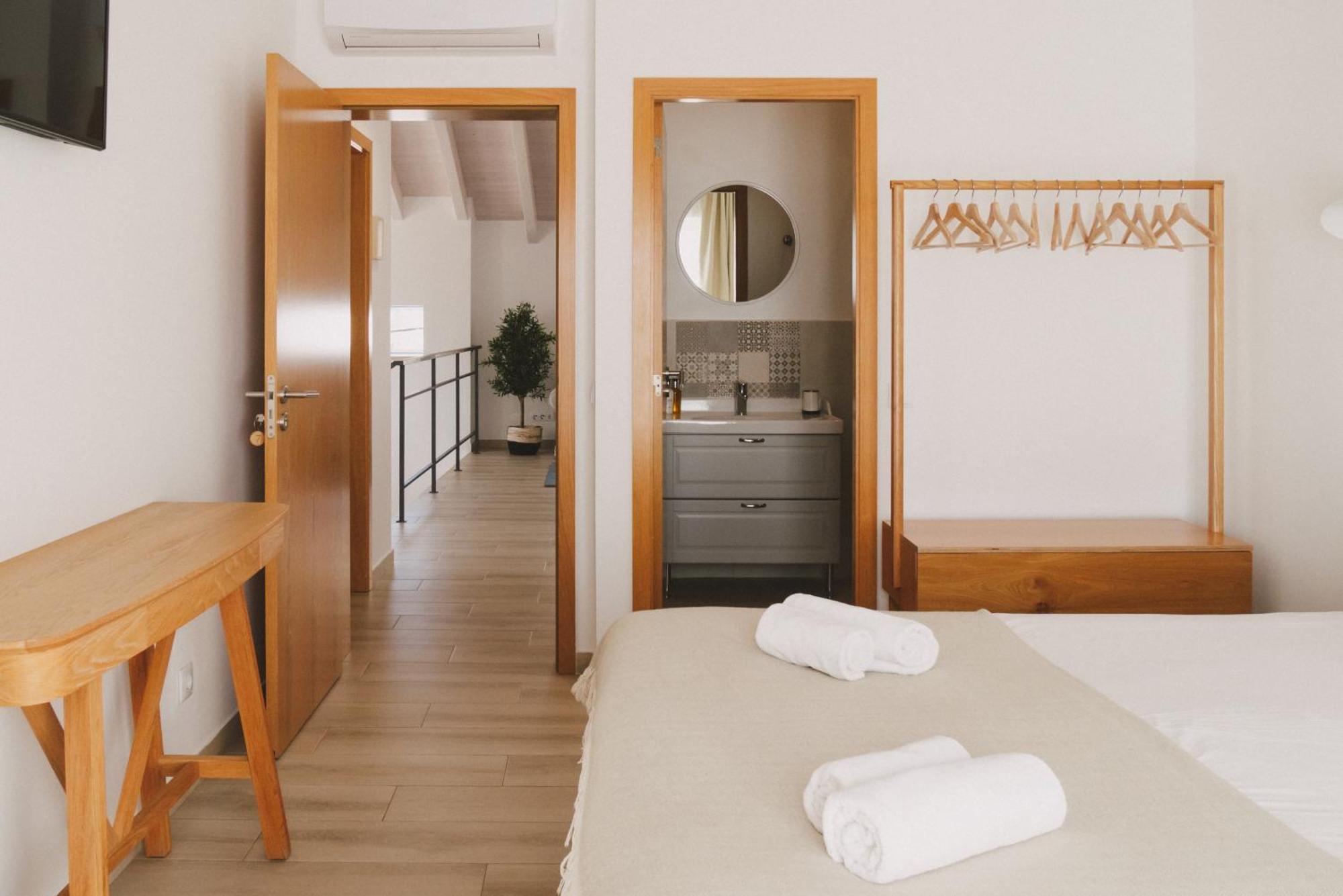 Pure Fonte Velha Bed & Breakfast Vila do Bispo