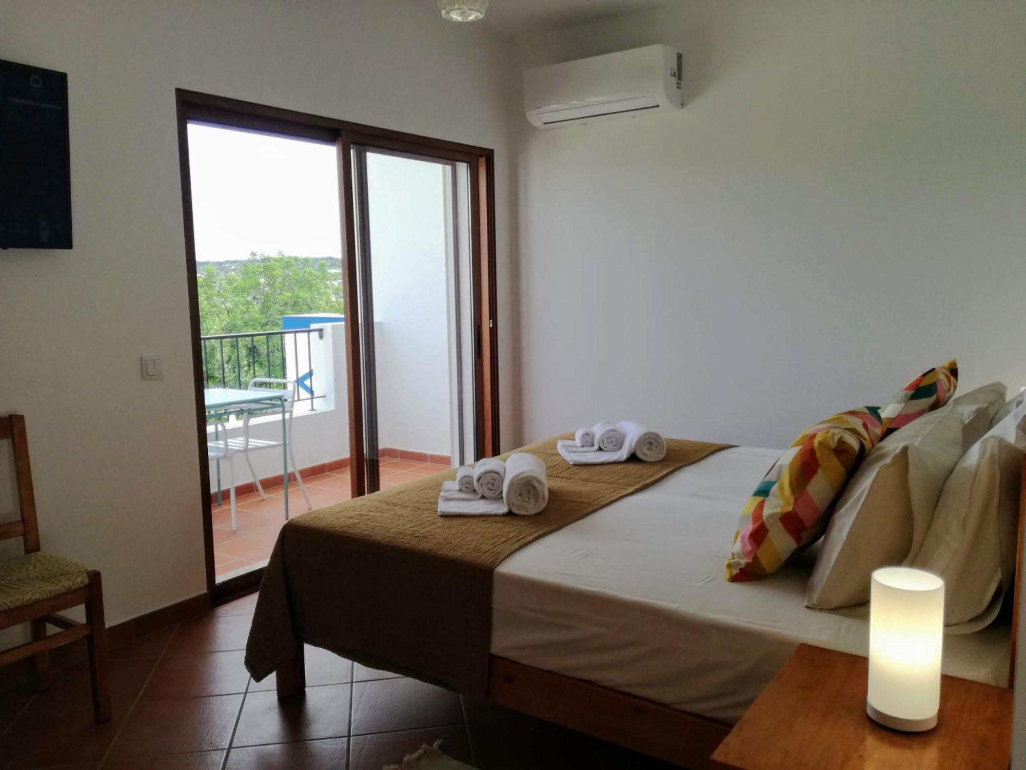 Monte Da Ribeira Farm stay