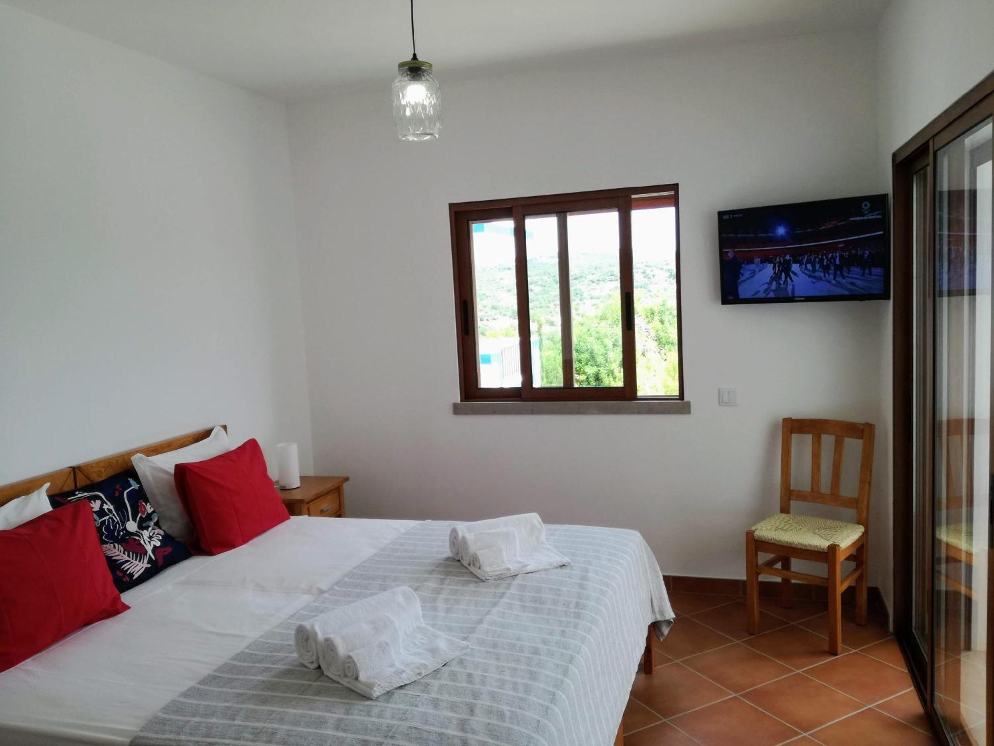 Monte Da Ribeira Farm stay
