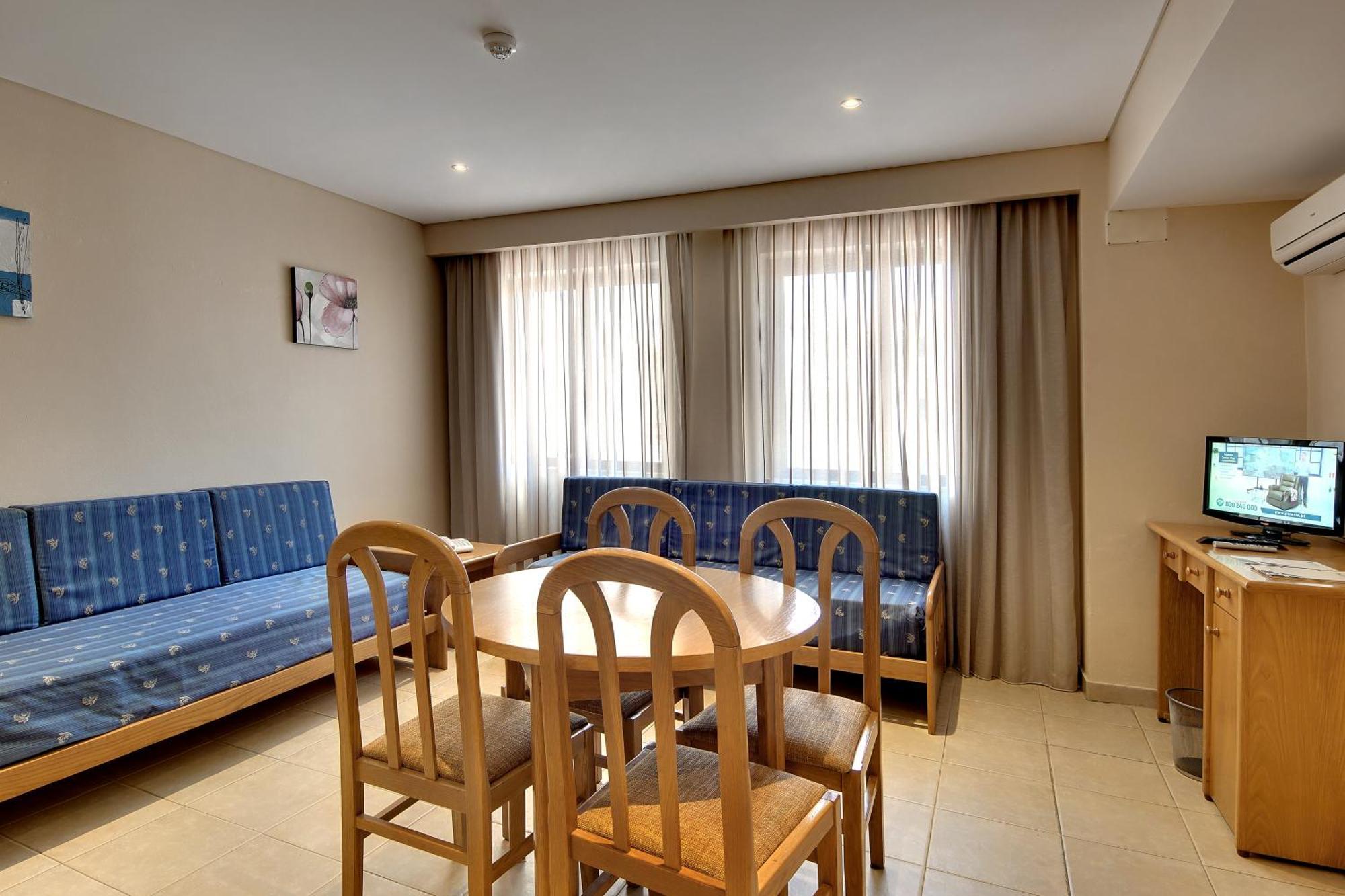 Alba Hotel 4*