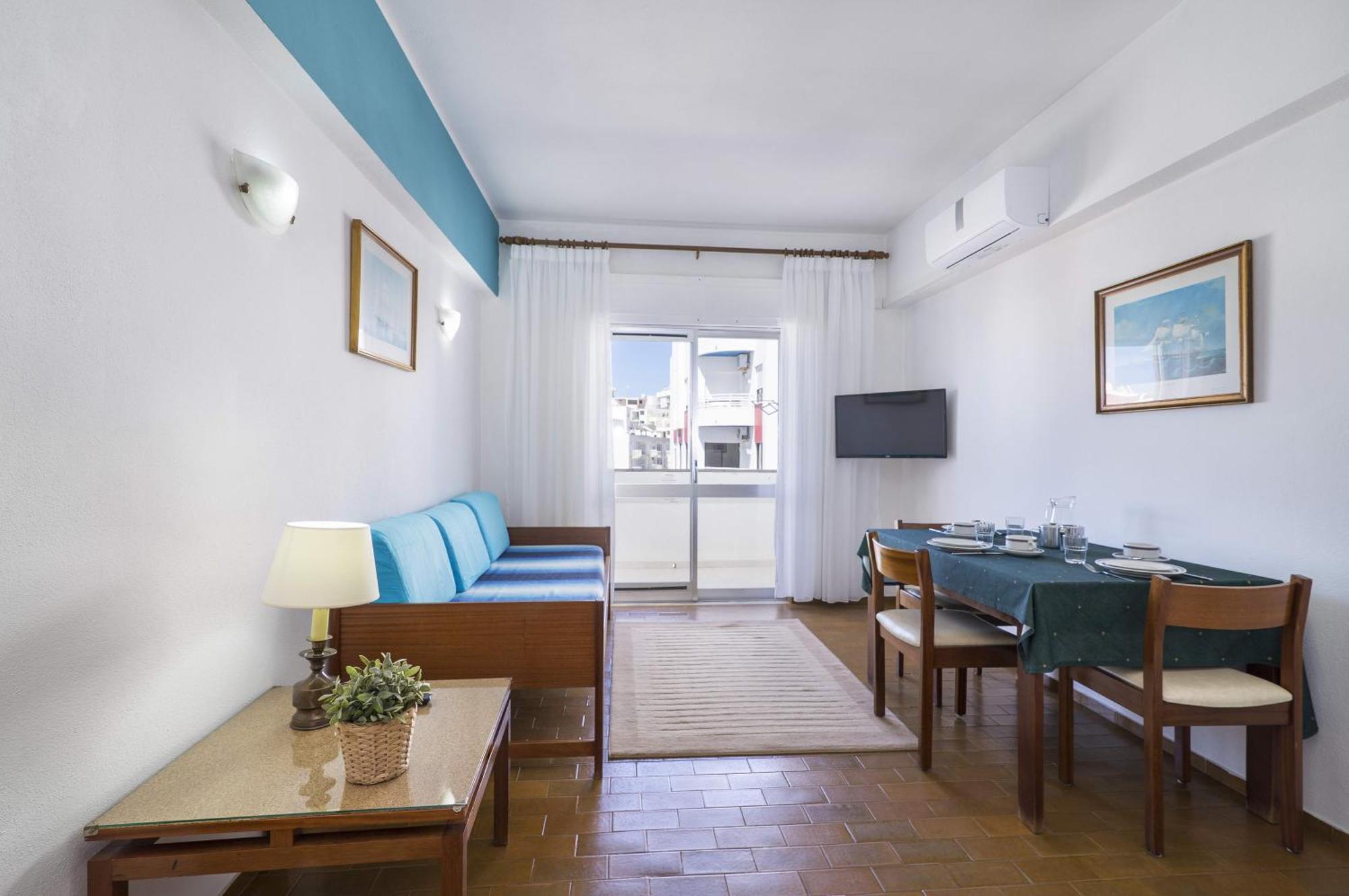 Rosamar Apartment *