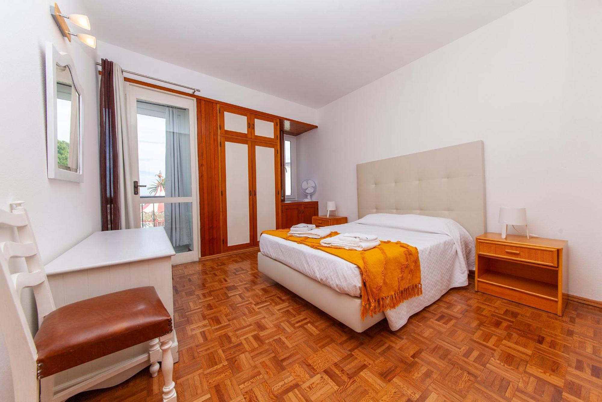 Rising Sun Apartment *