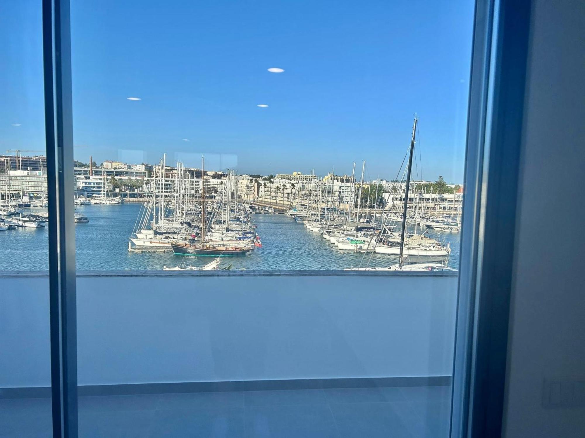 Spectacular Marina View On Promenade