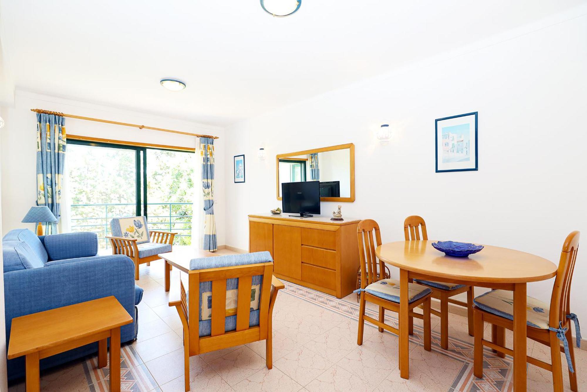 Quinta Dos Pinheiros Apartment