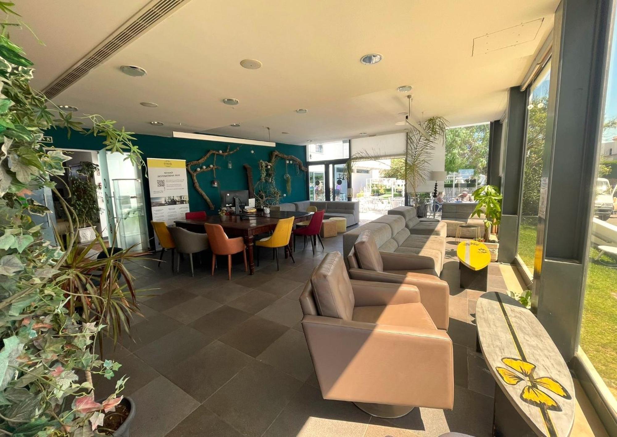Arrifana Destination Acomodação com café da manhã  3*