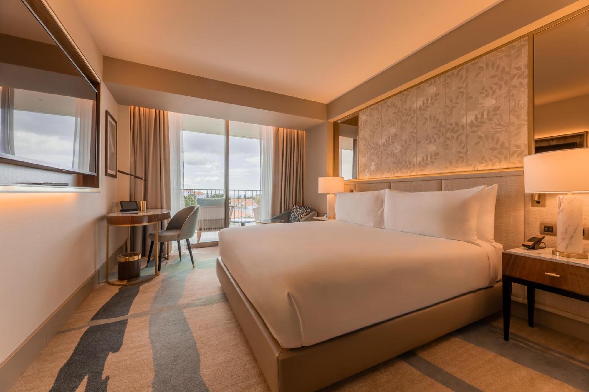 Legacy Cascais, Curio Collection By Hilton 4*