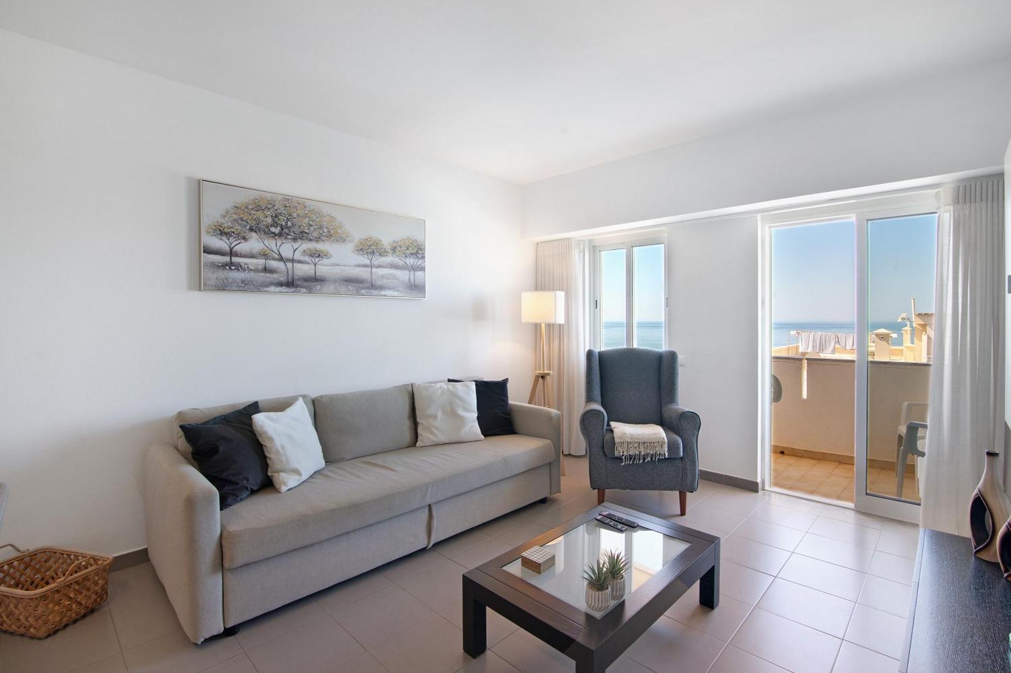 Moderno E Acolhedor Com Vista Mar * Quarteira