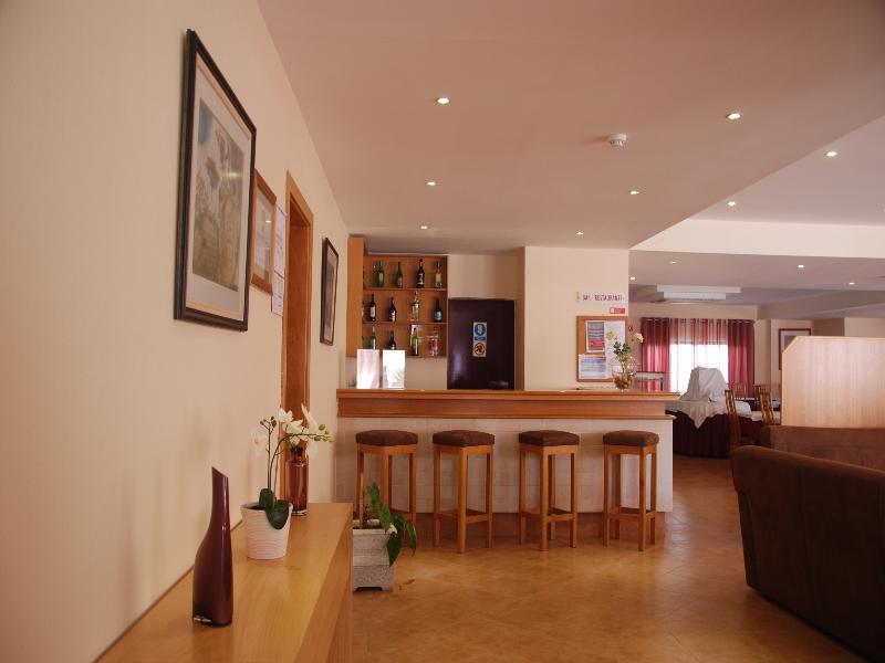 Alba Hotel 4*