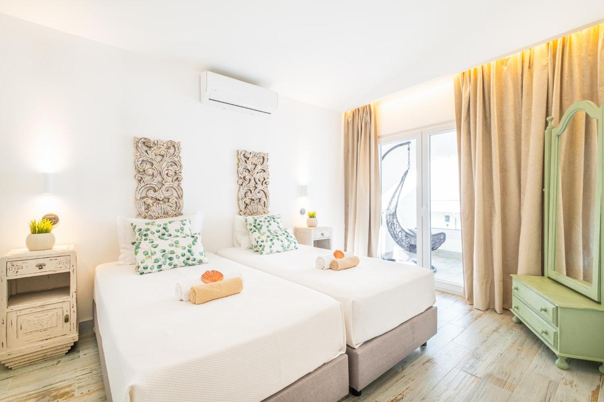 Apartment Carvoeiro By The Sea 3 By Algarve Vacation