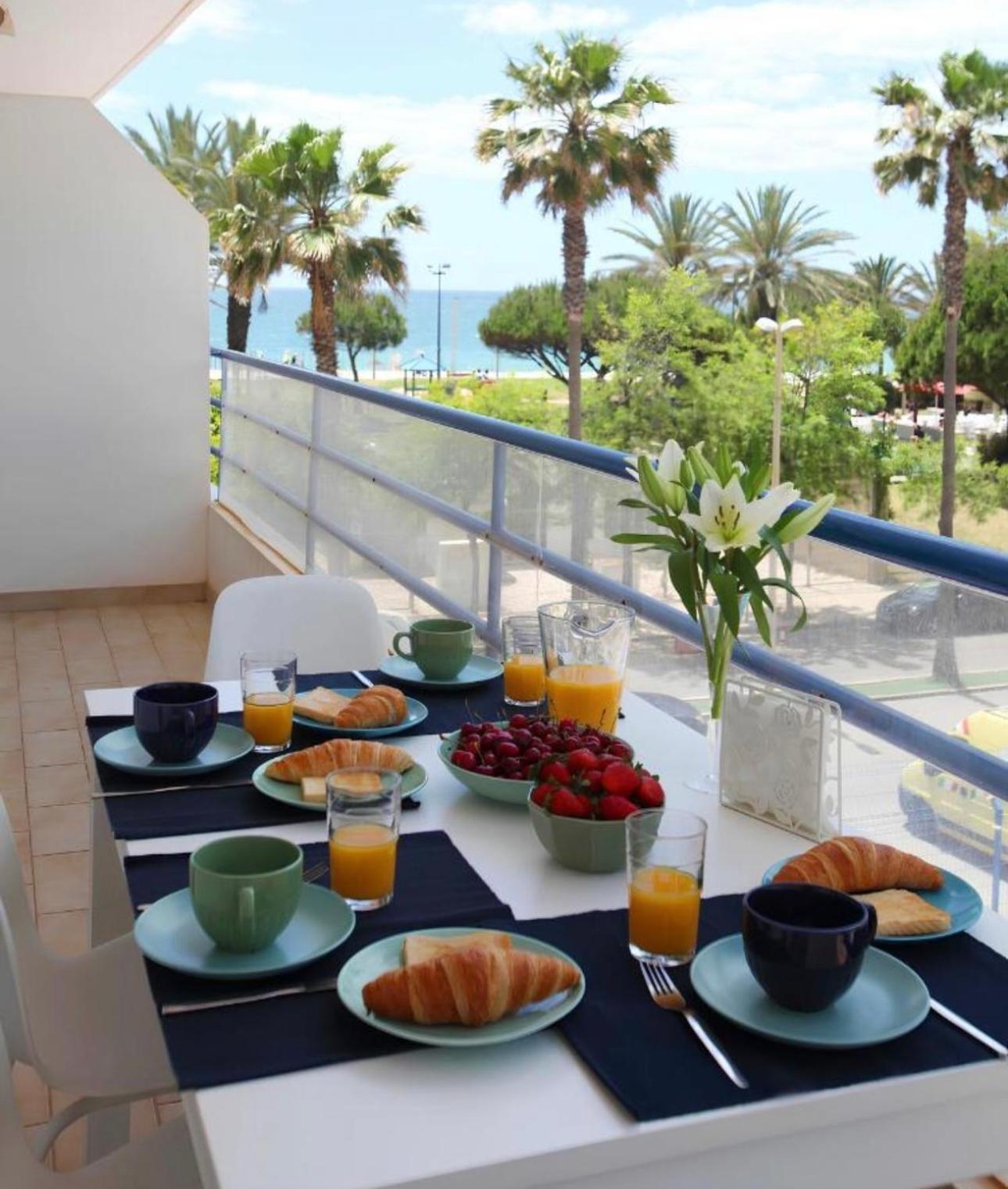 Atlantic Pearl By The Sea -