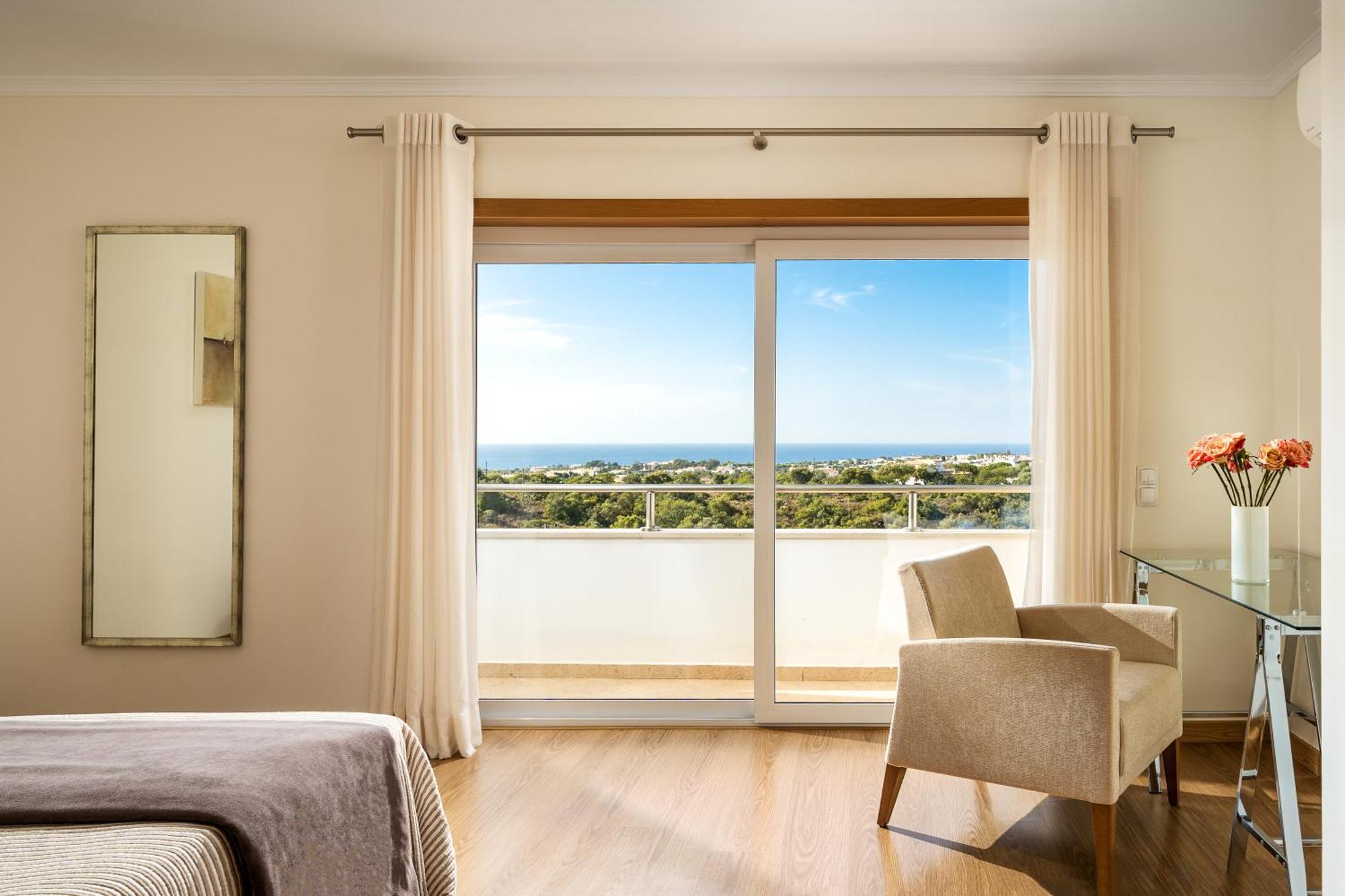 Ocean View Luxe Poolside Retreat Apartamento