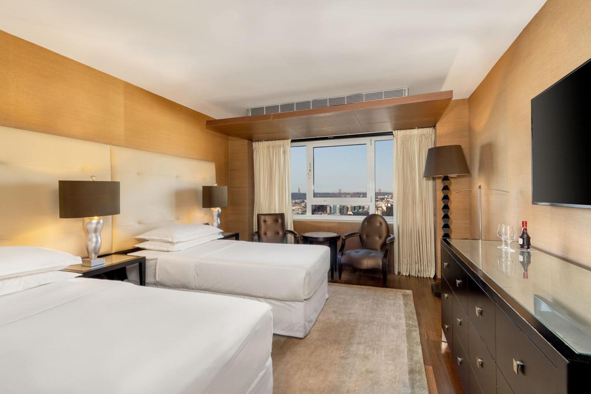 Sheraton & 5*