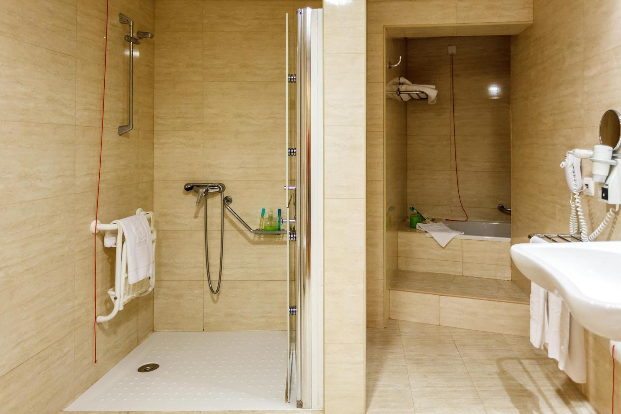 Hotel Caravelas Madalena (Azores)