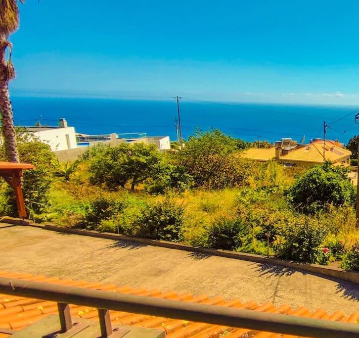 The Funny And Relax With Terrace & View * Arco da Calheta (Madeira)
