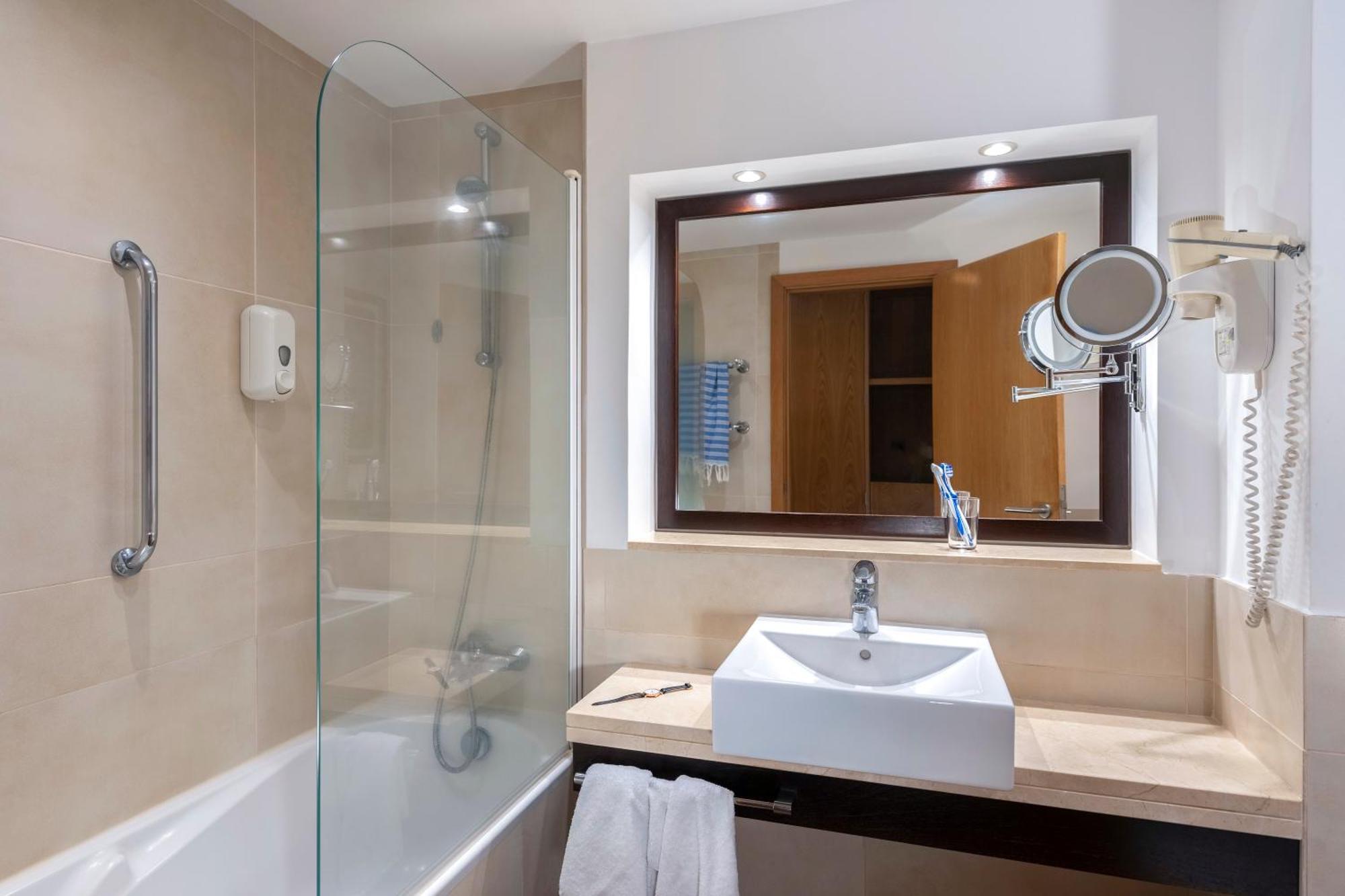 Tui Blue Gardens - Adults-only - Savoy Signature 4* Funchal (Madeira)