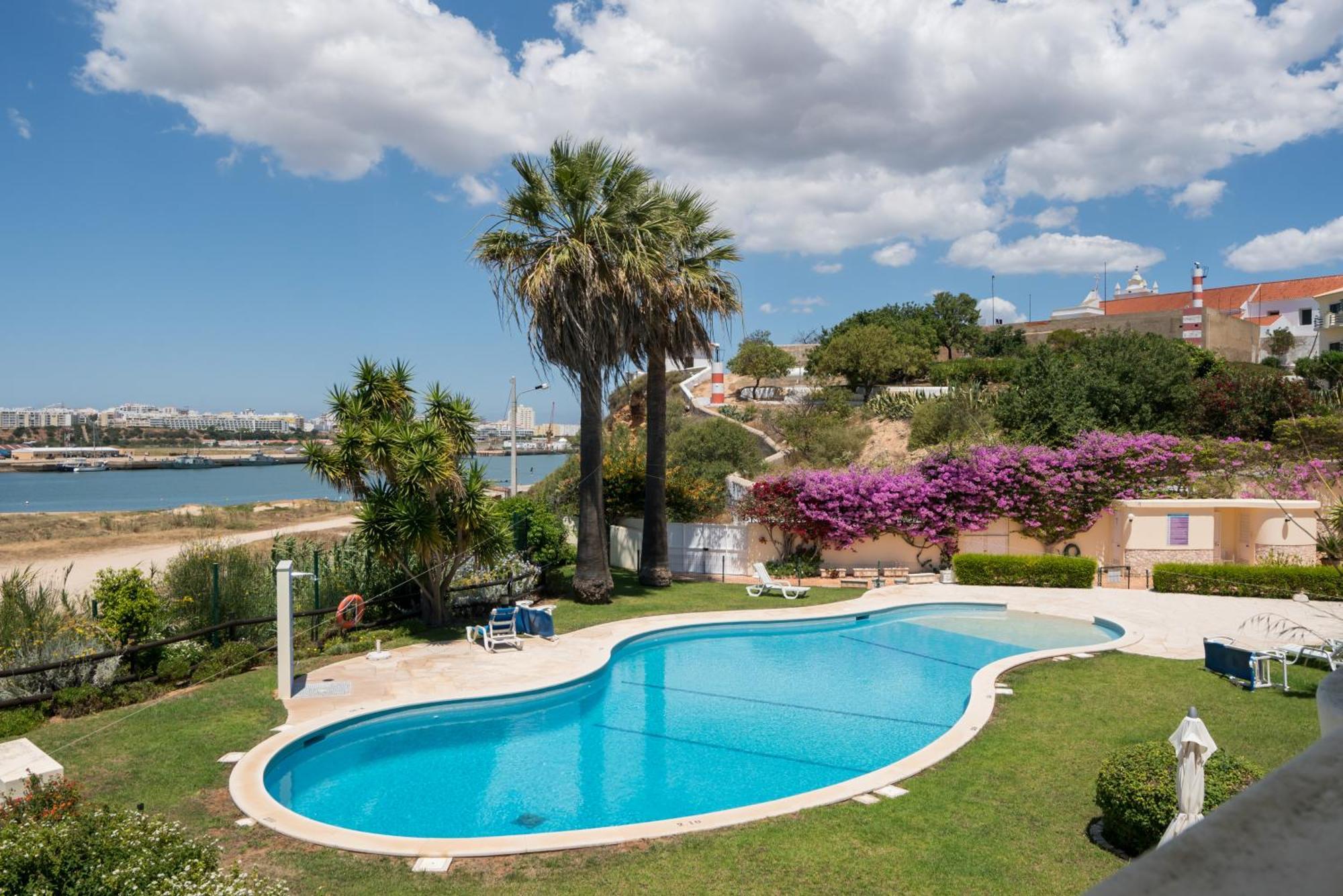 One Bedroom Sea View Clube Rio Ferragudo * Ferragudo (Faro)