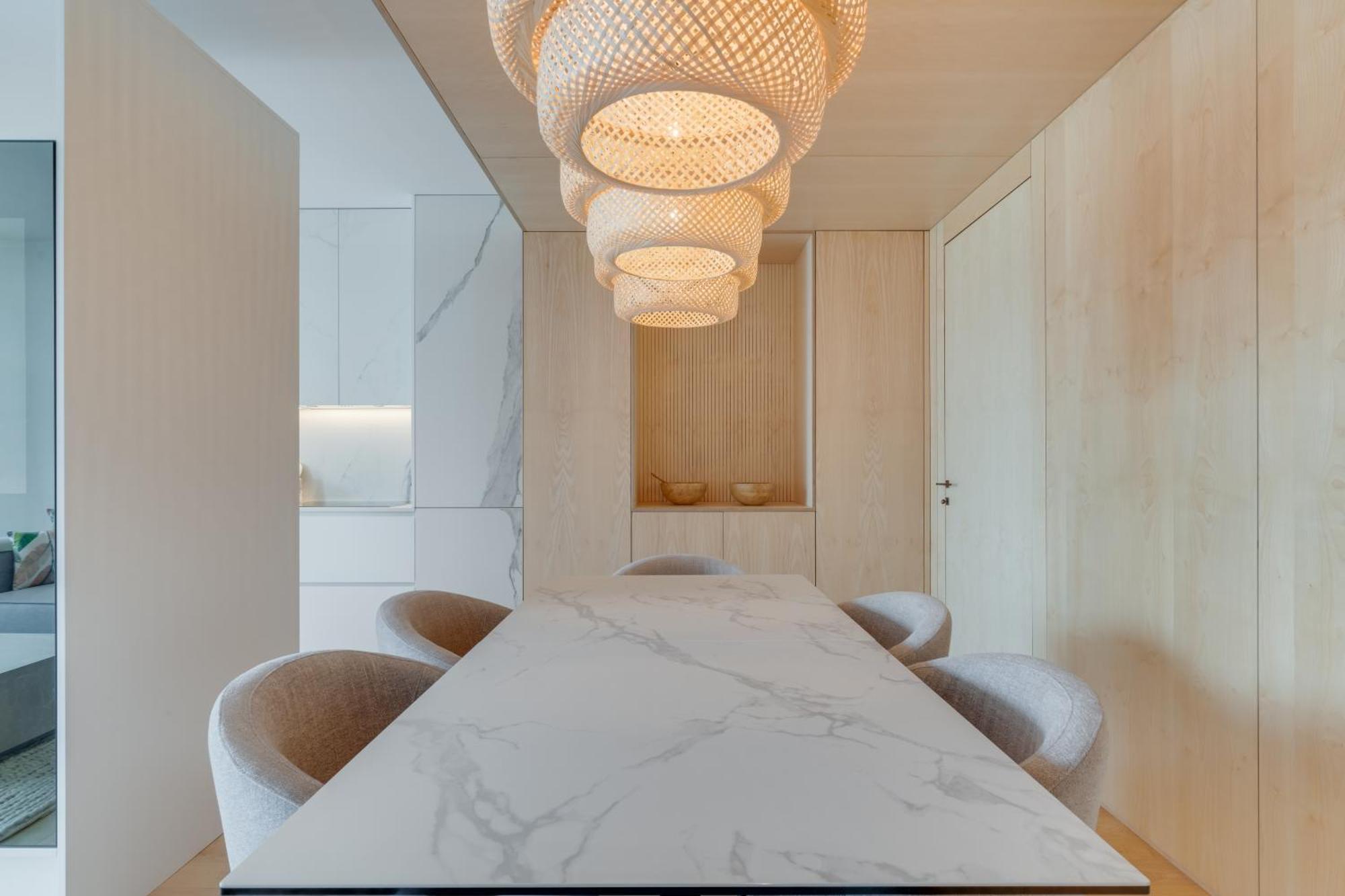Chic Two-bedroom En In Town - Savoy Apartamento