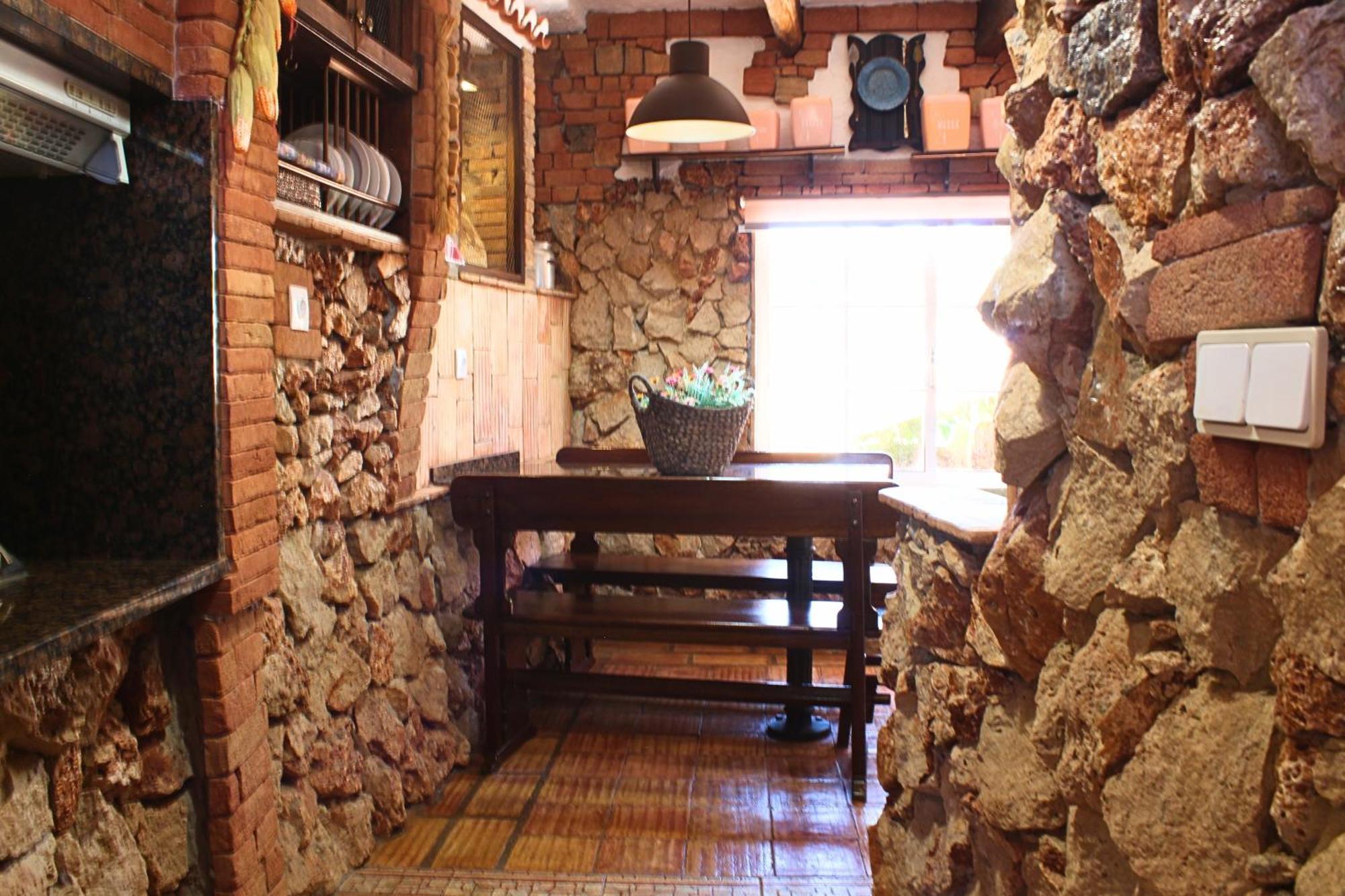 Bora-bora Country house Pera
